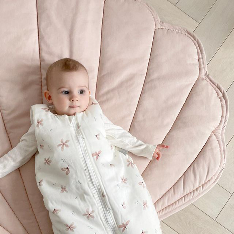 Baby Nursery Carpet - İskandinav Tarzı Deniz Kabuğu Şeklinde Bebek